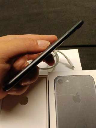 iPhone 7 32GB Negro con Caja y Cargador