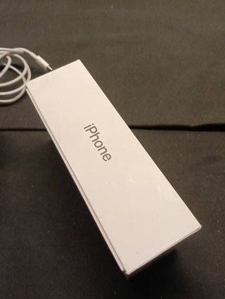 iPhone 7 32GB Negro con Caja y Cargador