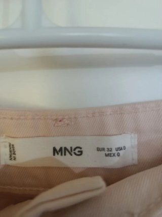 Pantalón vaquero rosa Mango