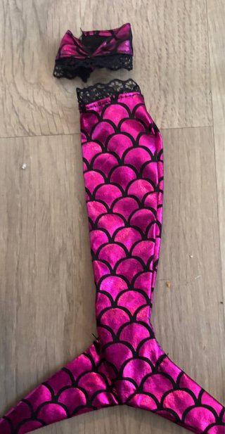 Ropa de sirena Barbie + Barbie nueva