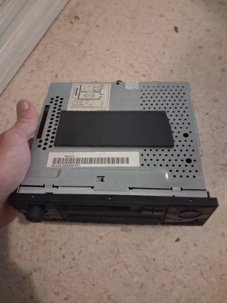 Radiocasete de coche marca wosvaguen