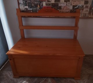 Banco baúl de madera