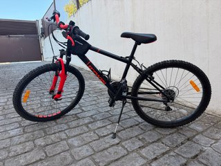 Bicicleta Infantil B'TWIN Negra y naranja