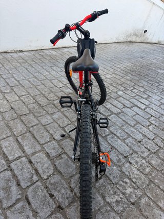 Bicicleta Infantil B'TWIN Negra y naranja