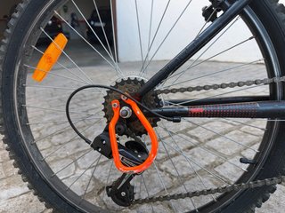 Bicicleta Infantil B'TWIN Negra y naranja