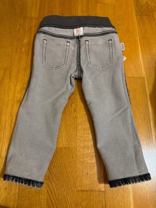 Pantalón niño vaquero desgastado