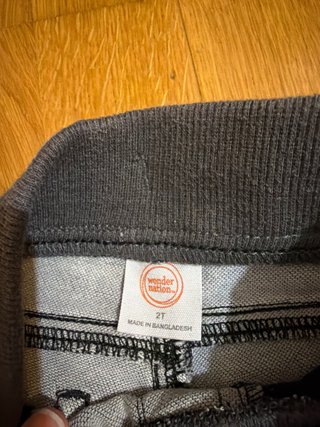 Pantalón niño vaquero desgastado