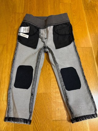 Pantalón niño vaquero desgastado