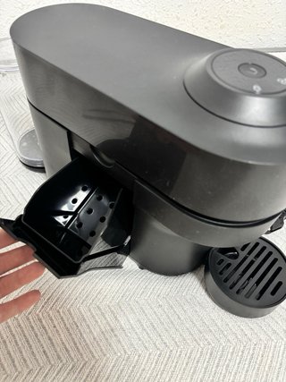 Cafetera Nespresso Vertuo Pop Negra