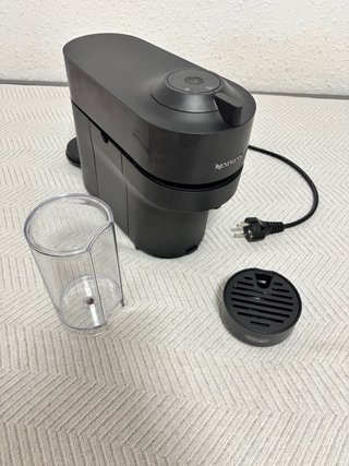 Cafetera Nespresso Vertuo Pop Negra