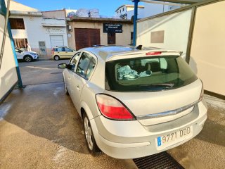 Opel Astra 2004