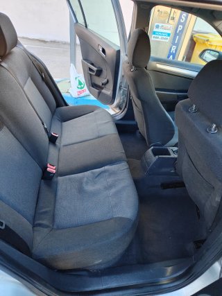 Opel Astra 2004