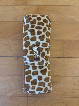 Flauta con funda acolchada motivo jirafa