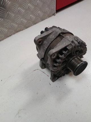 Alternador referencia 231007619R