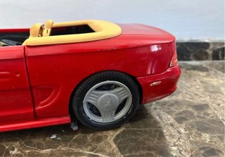 Coche deportivo rojo Barbie