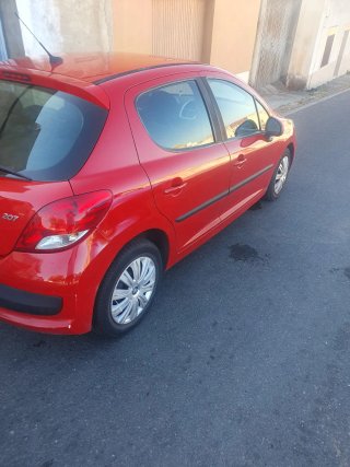 Peugeot 207 2009