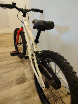 Bicicleta infantil Megamo de 18 pulgadas Año 2025