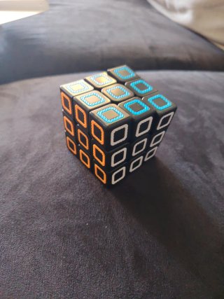 Cubo Rubik Diseño Moderno