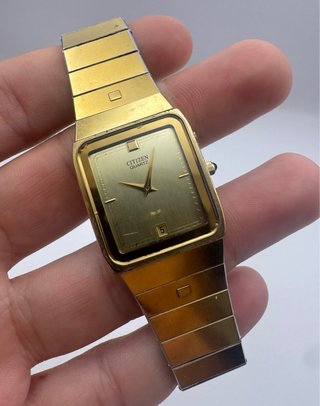 Reloj Citizen Quartz Tank Dorado Vintage