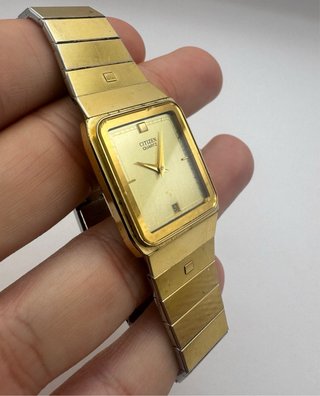 Reloj Citizen Quartz Tank Dorado Vintage