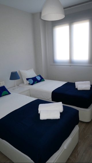 2 Camas Ikea 90x200 con Canapé