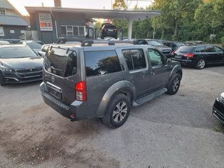 Nissan Pathfinder - PREMIUM- NAVI