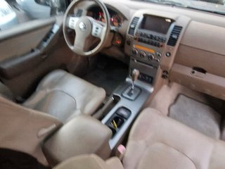 Nissan Pathfinder - PREMIUM- NAVI