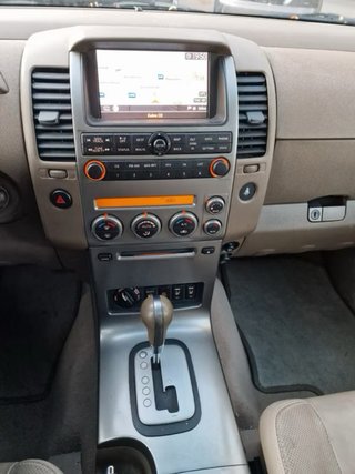 Nissan Pathfinder - PREMIUM- NAVI