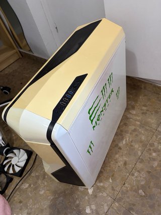 Caja PC Gaming NZXT + 3 ventiladores