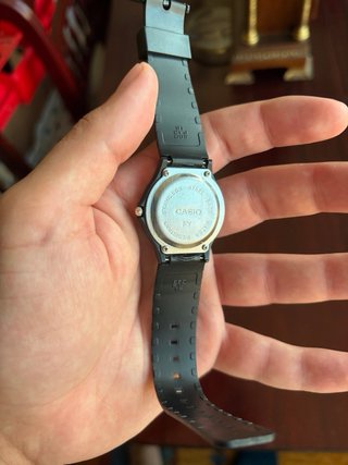 Reloj Casio Quartz Negro