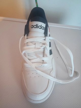 Zapatillas Adidas Talla 40 Blancas y Rojas