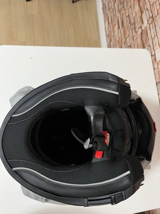 Casco HJC i80