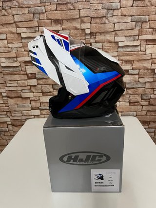 Casco HJC i80