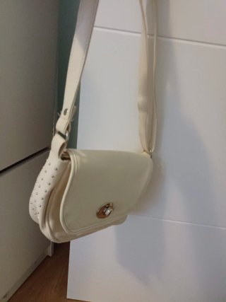 Bolso pequeño beige
