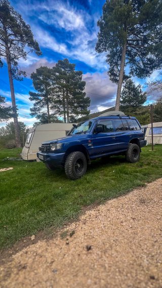 Mitsubishi Montero 2001