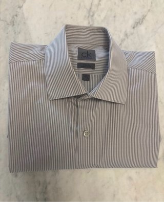 Lote 3 Camisas Vestir: CK y Ungaro