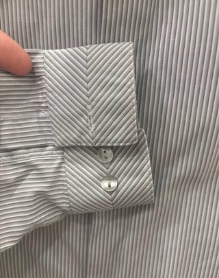 Lote 3 Camisas Vestir: CK y Ungaro
