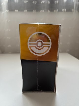 ETB 30 Aniversario Pokémon SELLADA