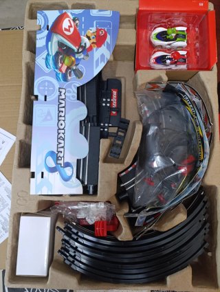 Carrera GO!!! Mario Kart Slot Racing