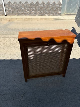Cubre radiador madera vintage ratán