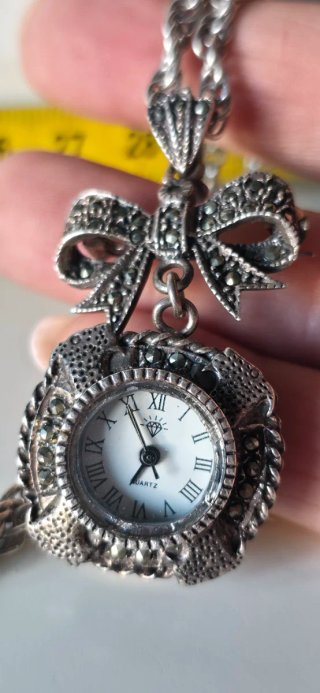 Collar con reloj de plata japon