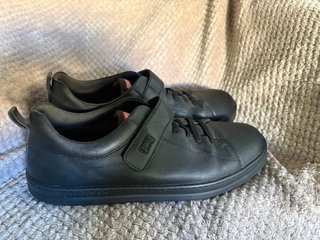 Zapatos niño Camper negros