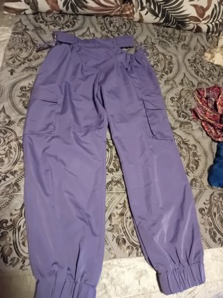 Bolso de la marca NUNOO + lote de ropa juvenil.