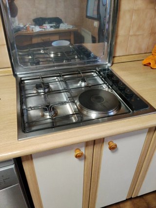 Cocina de gas 4 fuegos