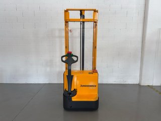 Apilador Eléctrico Jungheinrich EJC 110