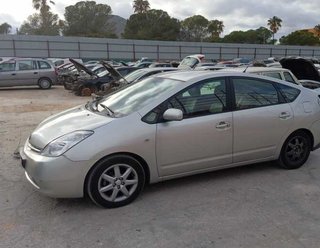 Toyota 473886 capot prius (nhw20) executive