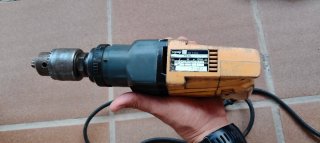 Taladro eléctrico con llave
