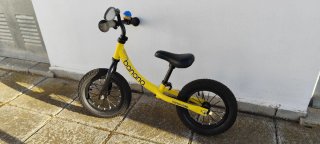Bicicleta Banana sin pedales amarilla