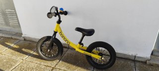Bicicleta Banana sin pedales amarilla