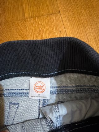 Pantalón vaquero azul niño, talla 2 años.